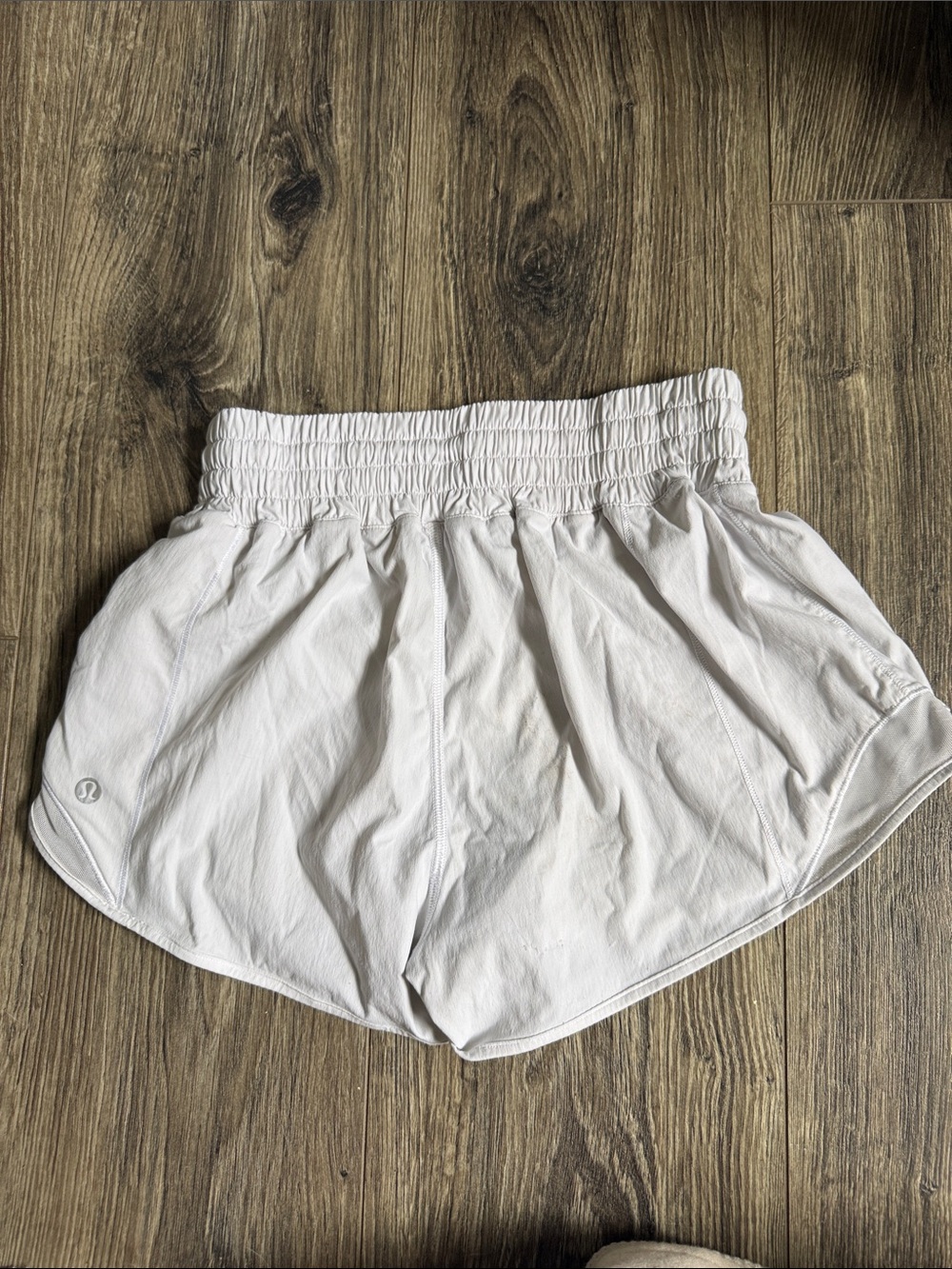 lululemon athletica Women's Shorts 2.5 inseam high rise -no liner